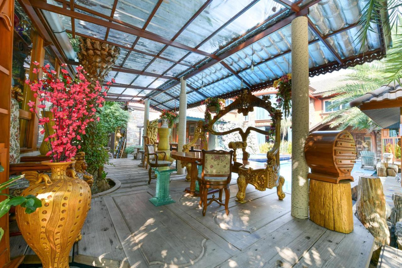 Oyo 549 Maesri Resort Pattaya Bagian luar foto