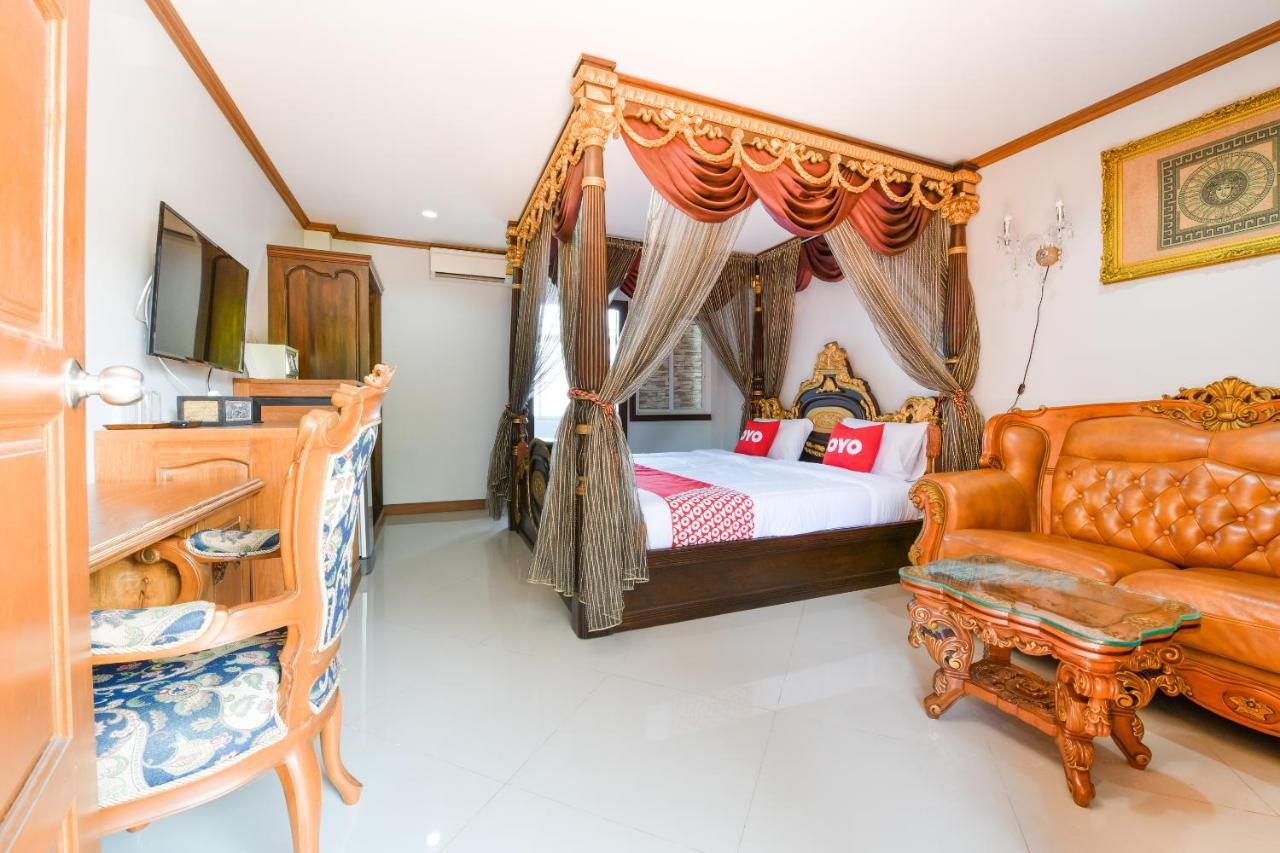Oyo 549 Maesri Resort Pattaya Bagian luar foto