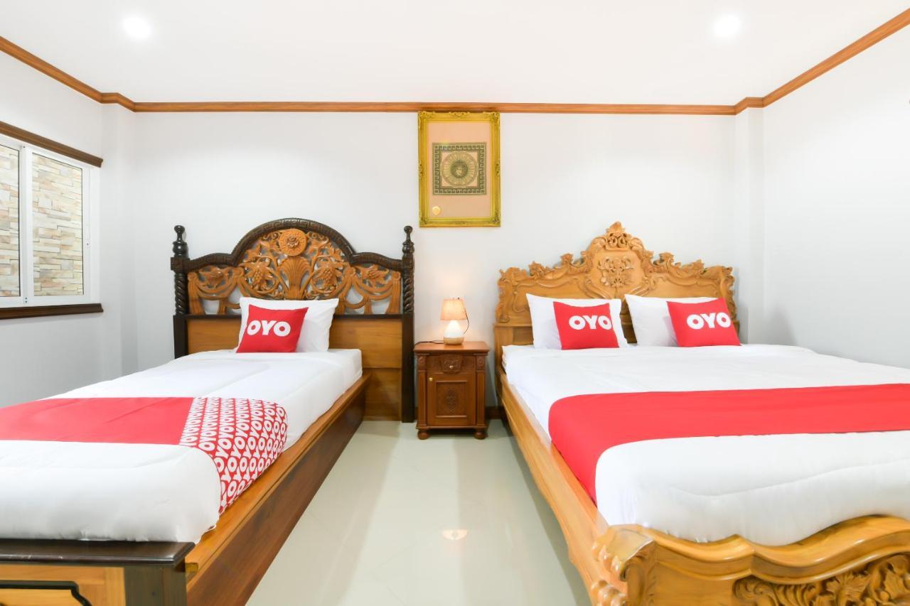 Oyo 549 Maesri Resort Pattaya Bagian luar foto