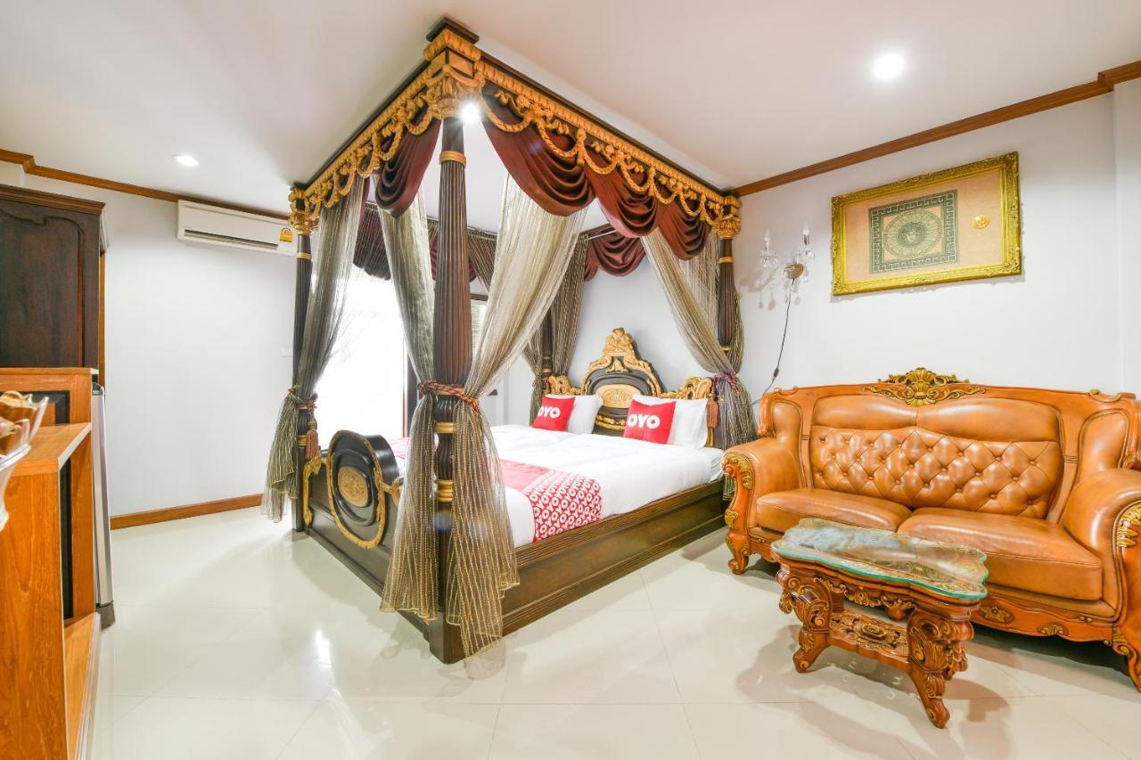 Oyo 549 Maesri Resort Pattaya Bagian luar foto